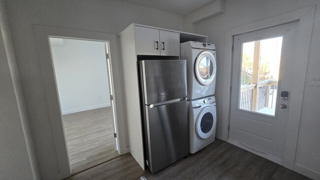 property at 87 Weldon St