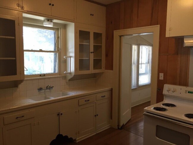 3102 Wheeler St in Austin, TX - Building Photo - Building Photo