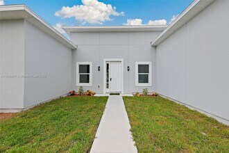 746 Harriet Ave SW in Palm Bay, FL - Building Photo - Building Photo