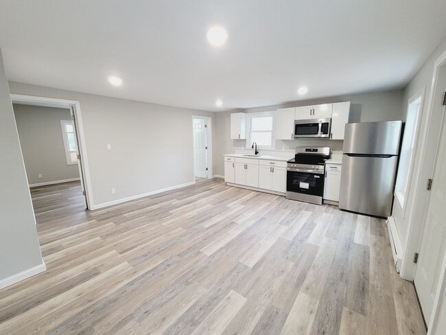 1112 Bedford Ave in Lynchburg, VA - Building Photo - Building Photo