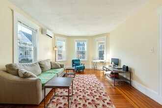 21 Ericsson St in Cambridge, MA - Building Photo - Building Photo