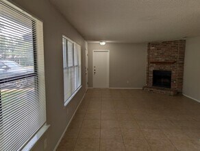 8315 Cahill Dr in Austin, TX - Building Photo - Building Photo