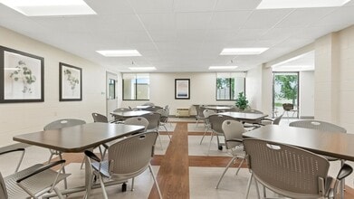Colona House in East Moline, IL - Building Photo - Building Photo