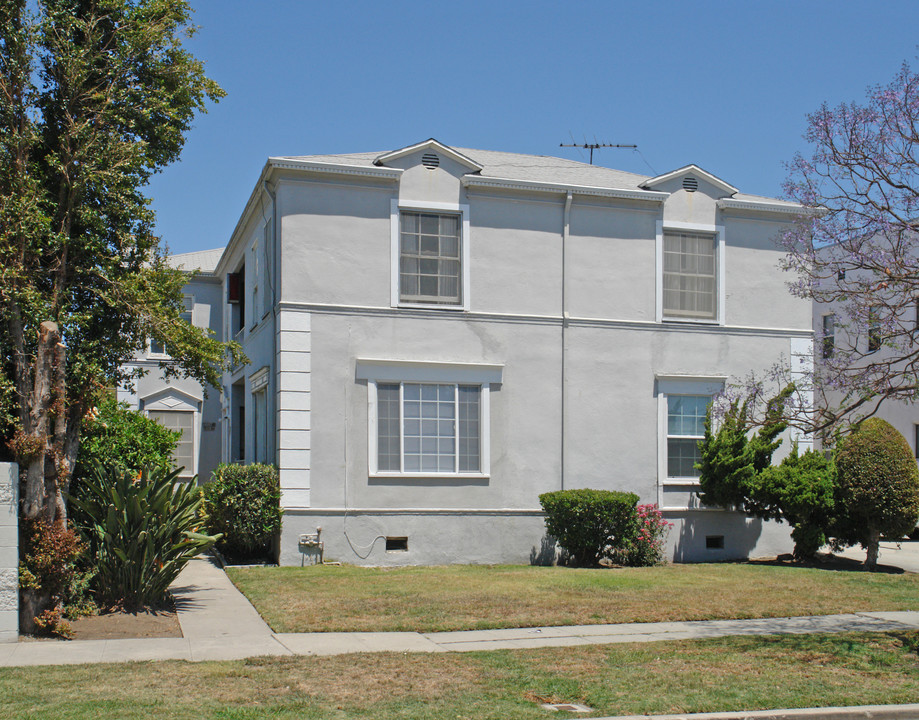 6085 Pickford Pl in Los Angeles, CA - Foto de edificio