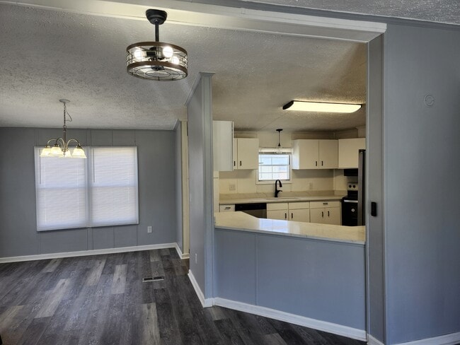 5540 W Oglethorpe Hwy in Hinesville, GA - Building Photo - Building Photo