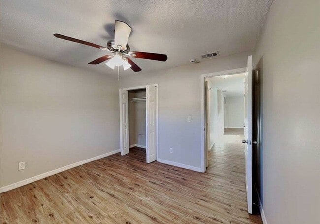 4386 Signal Hill Rd in Orlando, FL - Building Photo - Building Photo