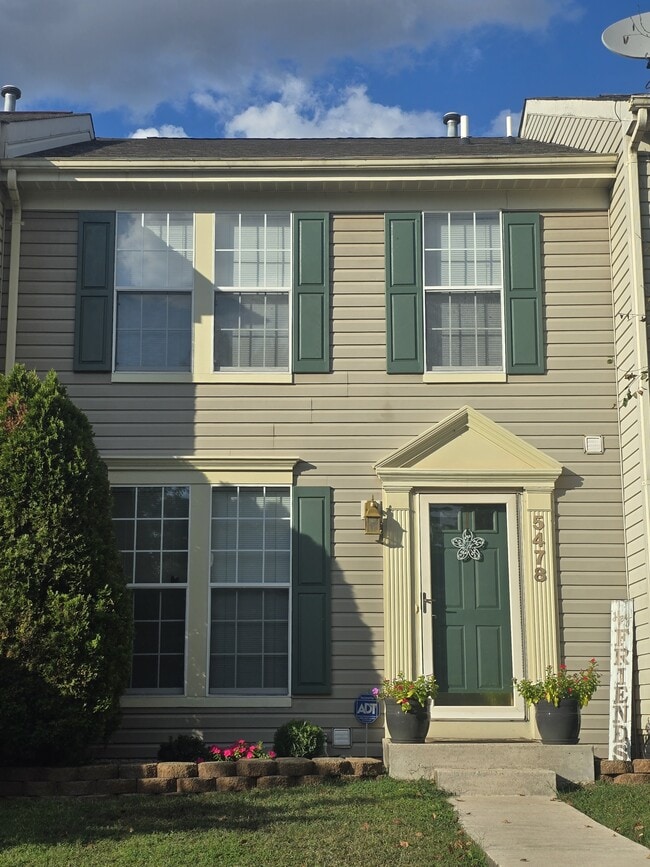 property at 5478 Prince William Ct