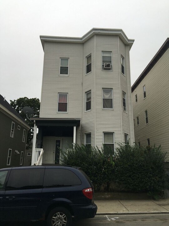 39 Maywood St in Boston, MA - Building Photo