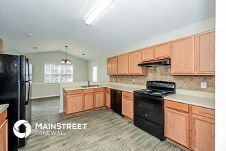 415 Princely Ct in Hampton, GA - Building Photo - Building Photo