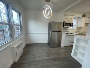 144-01 68th Dr in Queens, NY - Building Photo - Building Photo