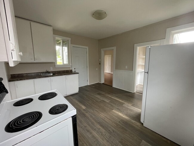 210 Duke St W in Saint John, NB - Building Photo - Building Photo