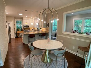120 Breckenridge Pl in Chapel Hill, NC - Building Photo - Building Photo