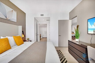 4010 S Ocean Dr in Hollywood, FL - Foto de edificio - Building Photo