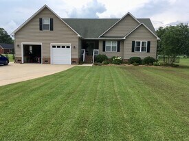 161 Billetts Bridge Rd in Camden, NC - Building Photo