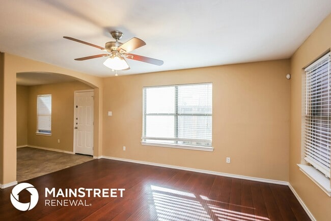 148 Cliff Height Cir in Dallas, TX - Building Photo - Building Photo