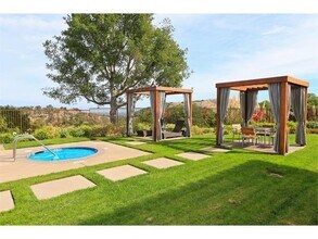 1700 De Anza Blvd in San Mateo, CA - Building Photo - Building Photo