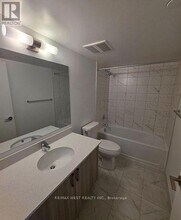 1010 Sandy Beach Rd in Pickering, ON - Building Photo - Building Photo