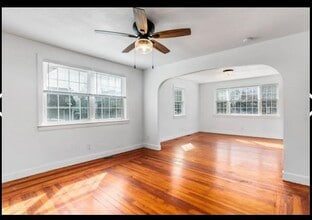 294 Rhode Island Ave, Unit 1 in Woonsocket, RI - Foto de edificio - Building Photo