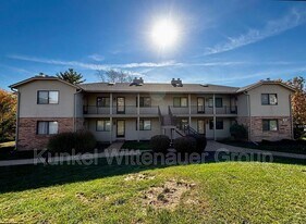 257 Eagle Ridge in O'Fallon, IL - Building Photo