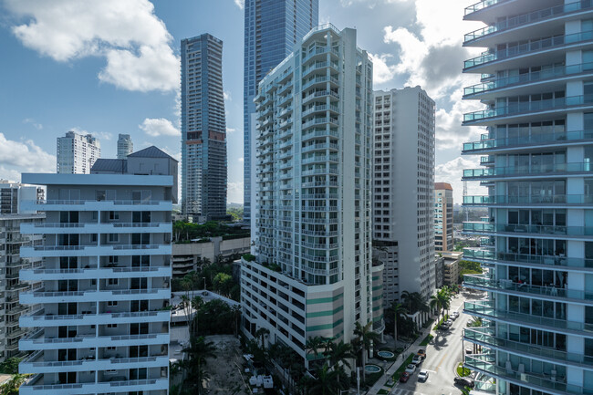 Emerald at Brickell in Miami, FL - Building Photo - Building Photo