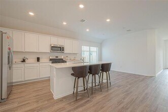 5528 Knox Lndg Dr in Rosenberg, TX - Building Photo - Building Photo