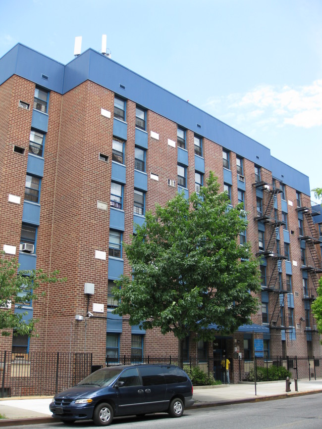 The Medgar Evers Apartments in Brooklyn, NY - Building Photo - Building Photo