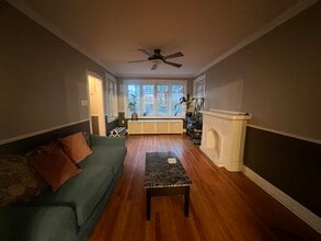 2427 W Warner Ave in Chicago, IL - Building Photo - Building Photo