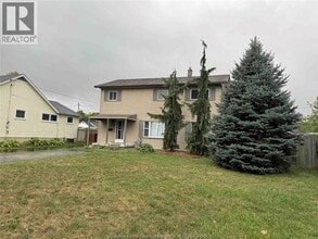 1540 Matthew Brady Blvd in Windsor, ON - Building Photo - Building Photo