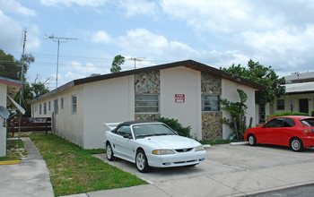 824-828 S G St in Lake Worth, FL - Building Photo - Building Photo