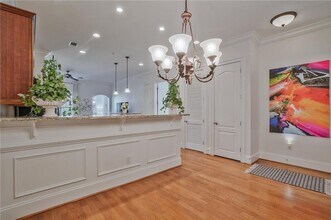 2300 Peachford Rd in Atlanta, GA - Building Photo - Building Photo