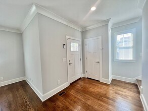 422 Montague Ln in Raleigh, NC - Building Photo - Building Photo