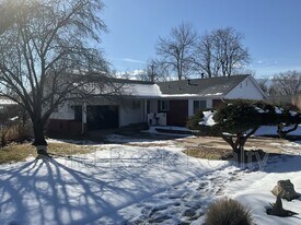 1810 Yuma St in Colorado Springs, CO - Building Photo