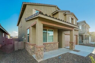10775 W Embrey Dr in Marana, AZ - Building Photo - Building Photo