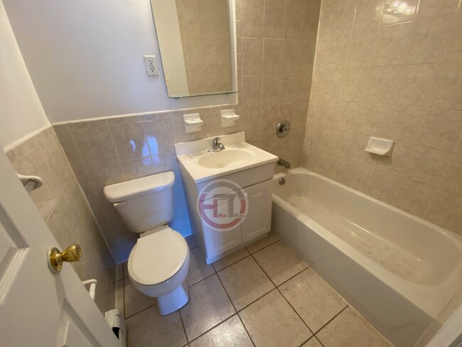 286 Balcom Ave in Bronx, NY - Building Photo - Building Photo