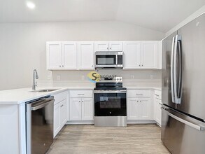 27169 Washington St in Port Charlotte, FL - Building Photo - Building Photo