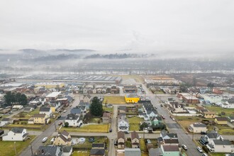 2813 Rockwood St in McKeesport, PA - Foto de edificio - Building Photo