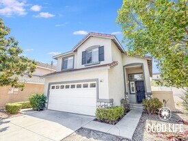 1084 Forester Dr in Corona, CA - Building Photo
