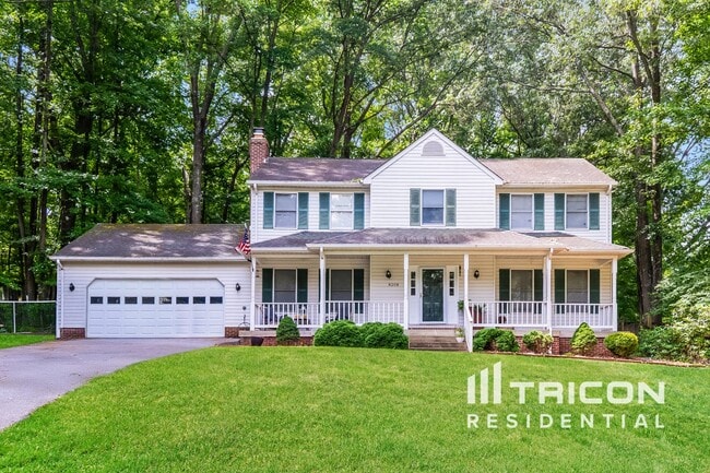 property at 8208 7 Pines Ln
