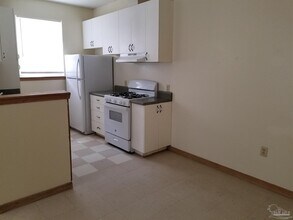 5016 Lillian Hwy in Pensacola, FL - Building Photo - Building Photo