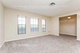 1056 Galgano Ave in Deltona, FL - Building Photo - Building Photo