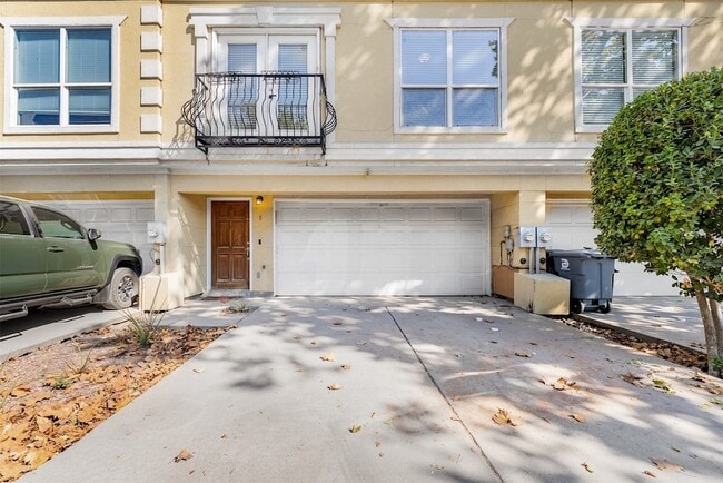 5803 Hudson St, Unit 2 in Dallas, TX - Building Photo - Building Photo