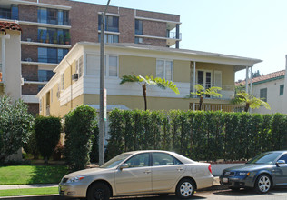 224 S Lasky Dr in Beverly Hills, CA - Building Photo - Building Photo