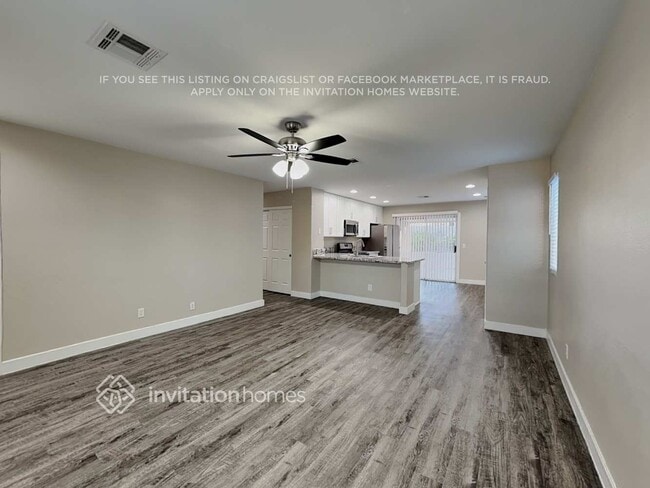 7809 Olympus Ave, Unit 7113 in Las Vegas, NV - Foto de edificio - Building Photo