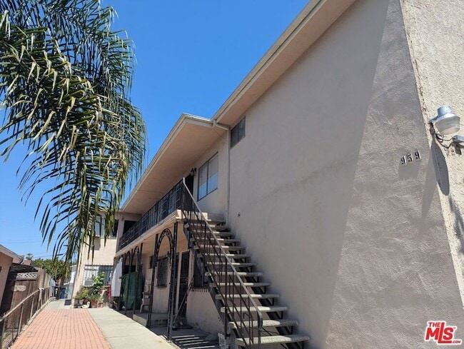 property at 959 S Soto St