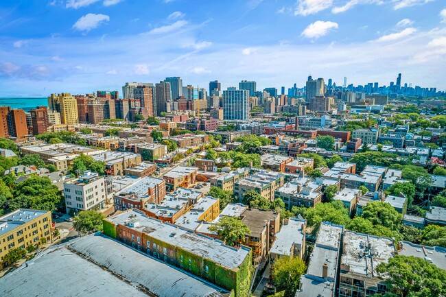 622-26 W. Roscoe in Chicago, IL - Foto de edificio - Building Photo