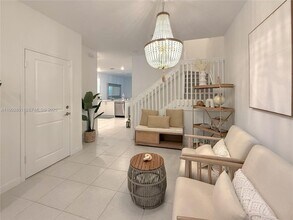 1060 SE 26th Ter in Homestead, FL - Building Photo - Building Photo