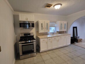 10119 Chickasaw Ln in Houston, TX - Building Photo - Building Photo