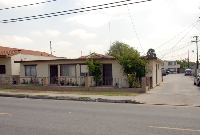 3916-3920 Cogswell Rd in El Monte, CA - Building Photo - Building Photo