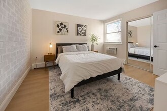 Ridgewood Apartments in Liverpool, NY - Building Photo - Building Photo