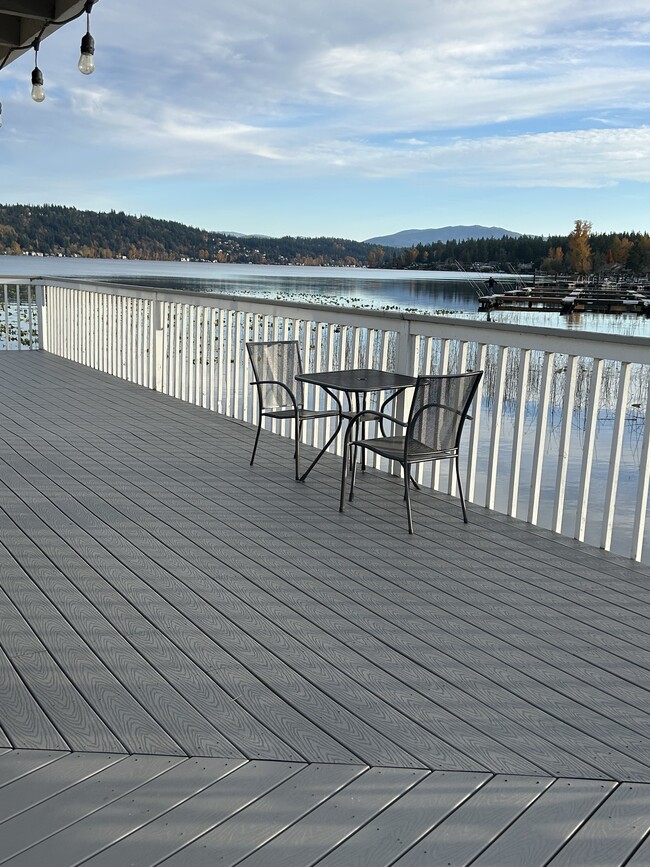 17106 NE 45th St, Unit #10 in Redmond, WA - Building Photo - Building Photo